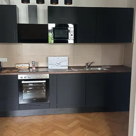 Exklusives Und Stilvoll Eingerichtetes Für Erwachsene Bad Liebenwerda