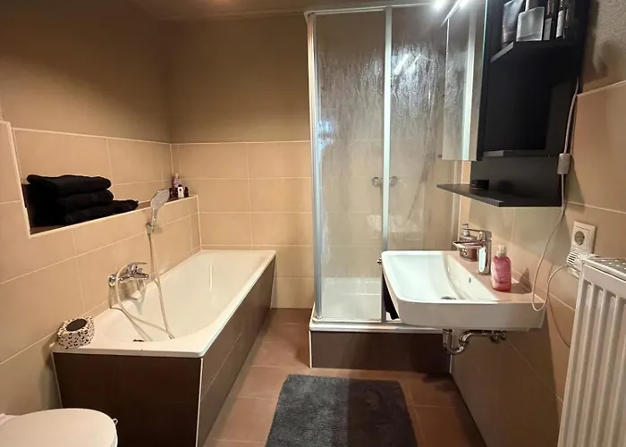 Apartamento Exklusives Und Stilvoll Eingerichtetes Für Erwachsene Bad Liebenwerda